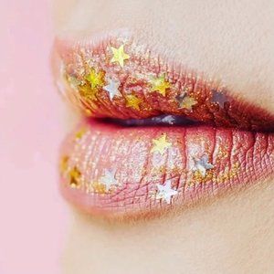 AMNH Kiss the Stars 24K Gold Lip Plumping Mask